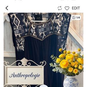 W5 Blue and White Geometric Blouse Anthro brand ptp 17